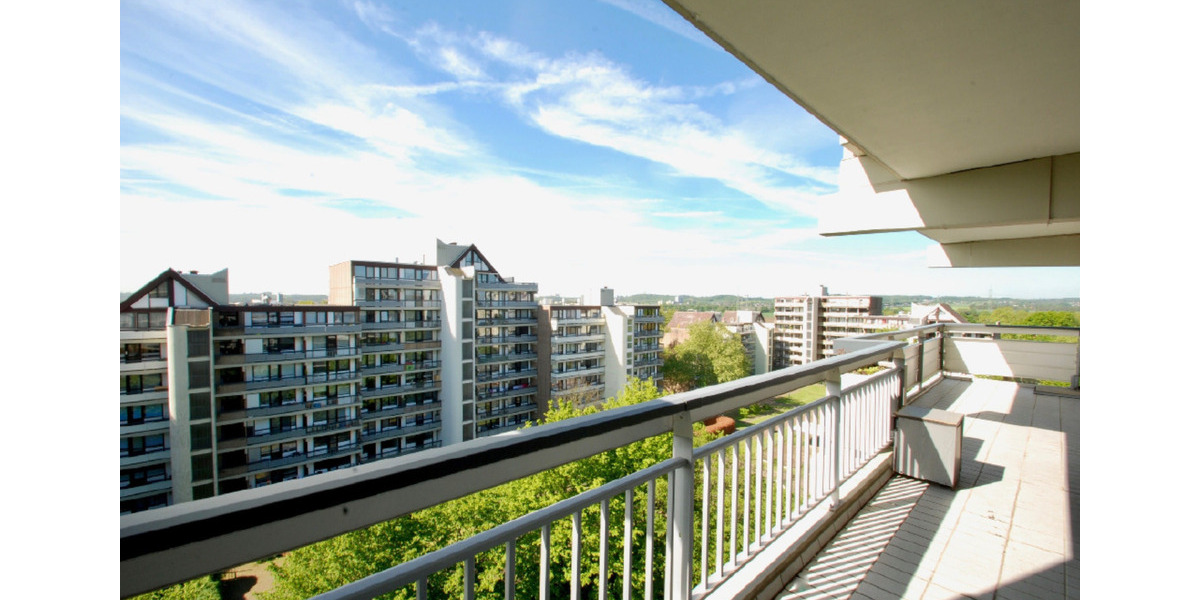 Lichtdurchflutete Vierzimmerwohnung mit zwei Loggien 4 zimmer