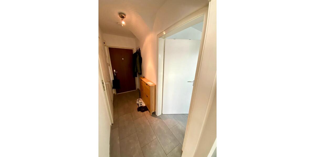 Dachgeschoßwohnung Köln Lindenthal - 2 Zimmer, 38 m&sup2;, 190.000&euro; | Angebot:25054906