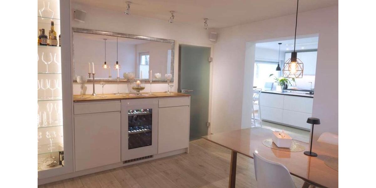 Hochparterre Rösrath - 3.5 Zimmer, 112 m&sup2;, 2.490&euro; | Angebot:24743639