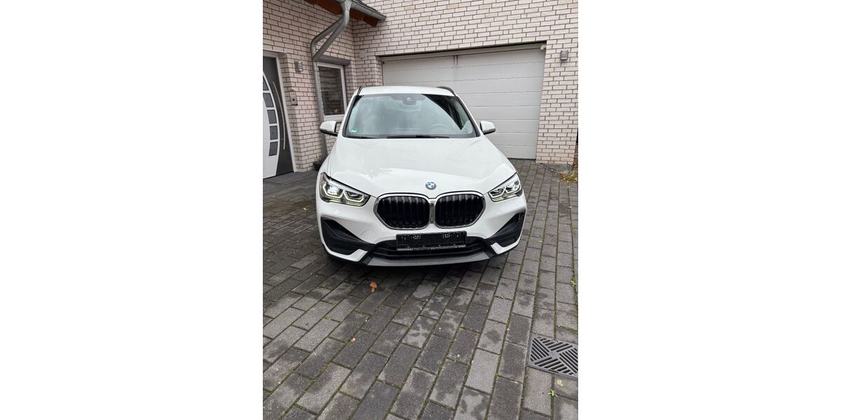 BMW X1 88.000 km 22.000 &euro; Troisdorf 53842