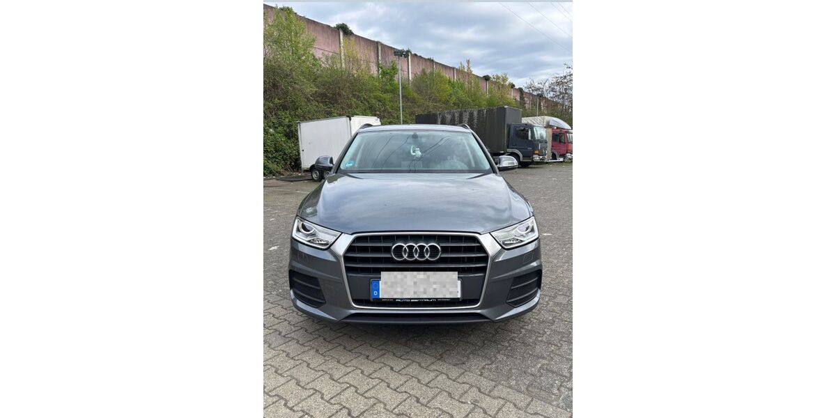Audi Q3 98.000 km 18.000 &euro; Köln 51103