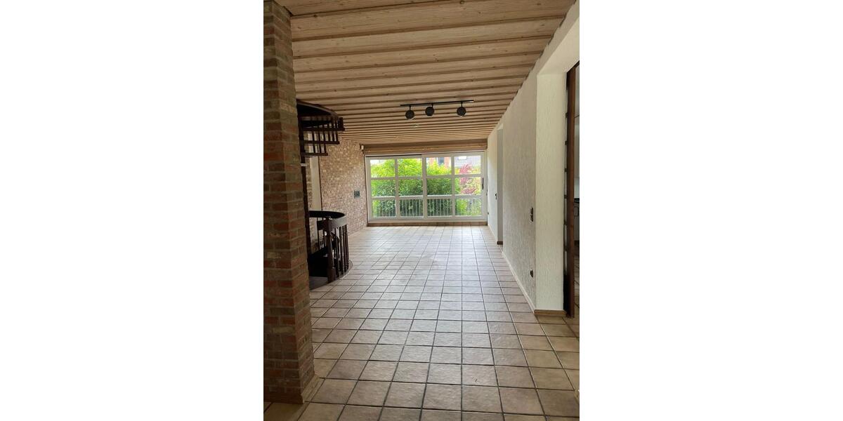 Einfamilienhaus Dormagen Sankt Peter - 7 Zimmer, 280 m&sup2;, 3.400&euro; | Angebot:27615902