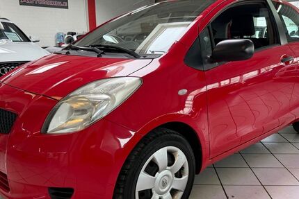 Toyota Yaris 120.000 km 2.990 &euro; Leverkusen 51371