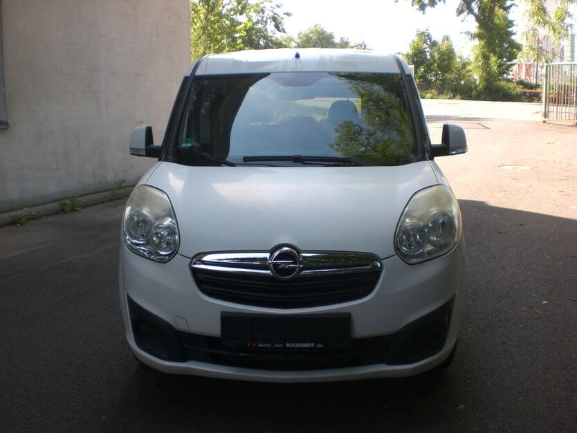 Opel Combo 19.000 km 9.500 € Köln 50735