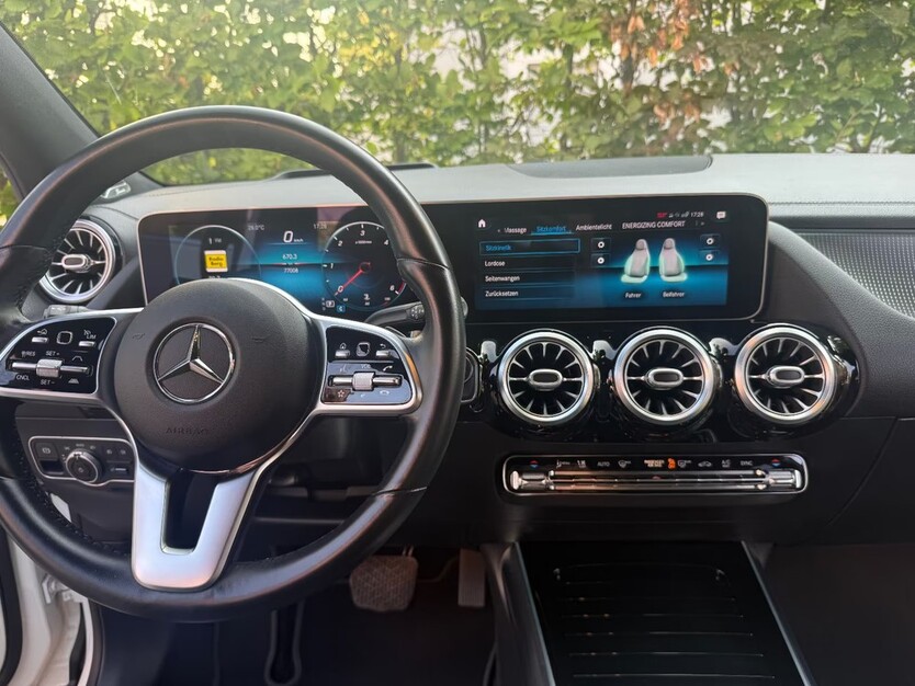 Mercedes-Benz GLA-Klasse 77.000 km 34.600 € Köln 50667