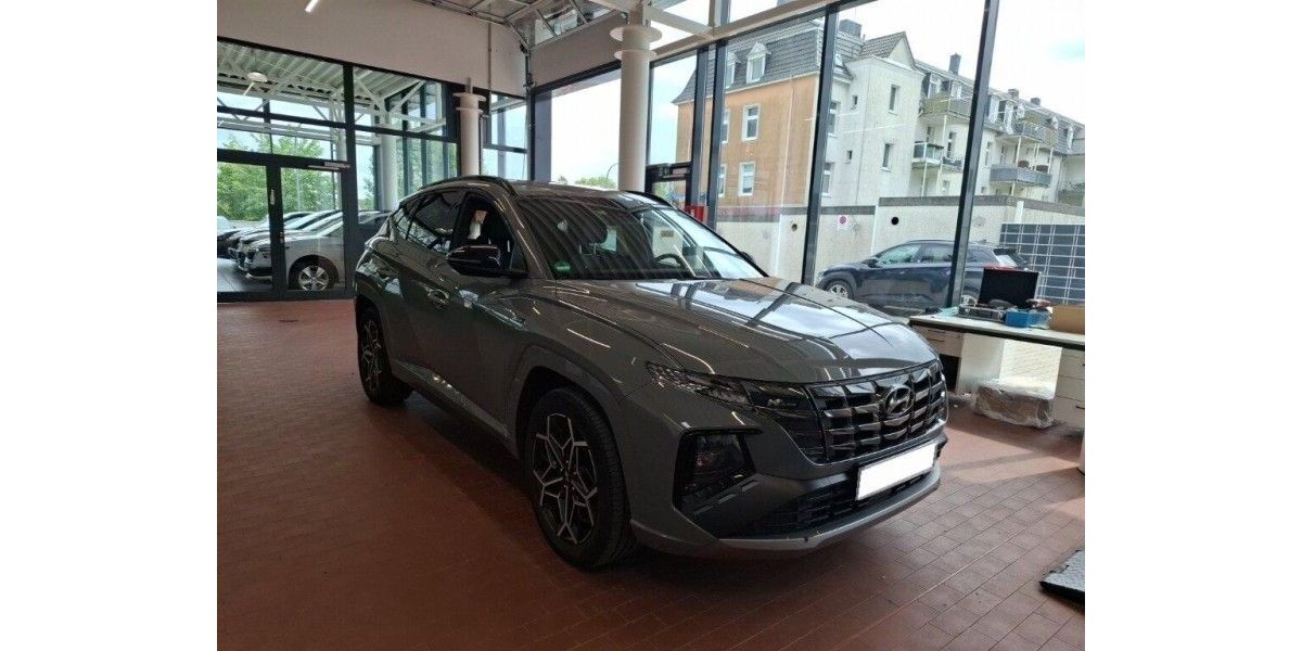 Hyundai TUCSON 31.045 km 28.400 &euro; Hennef 53773
