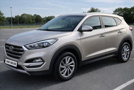 Hyundai TUCSON 88.000 km 12.400 &euro; Solingen 42697