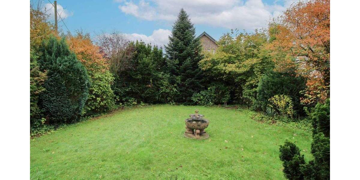 Einfamilienhaus Köln Esch/Auweiler - 7 Zimmer, 170 m&sup2;, 599.000&euro; | Angebot:24846097