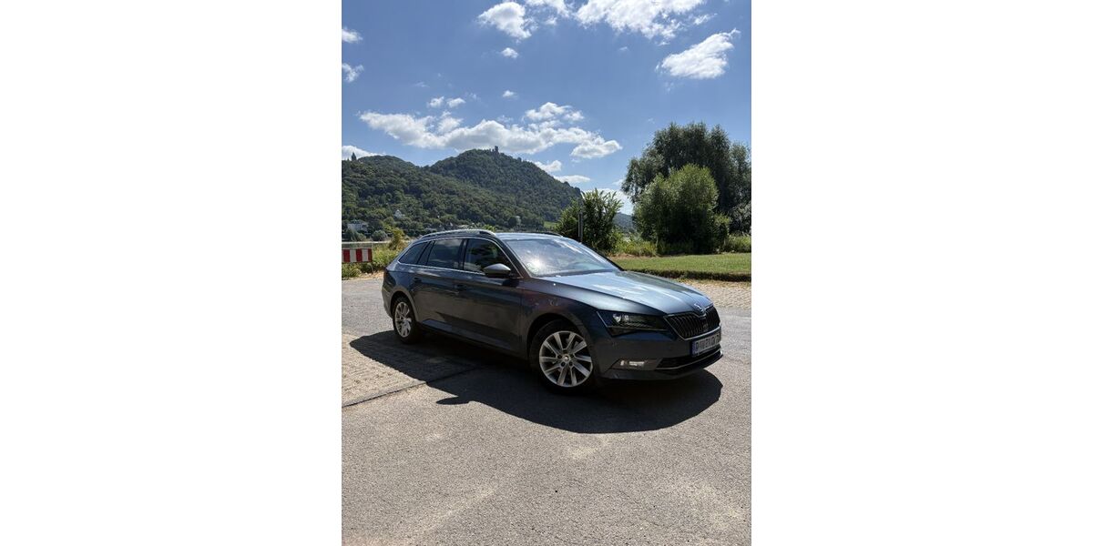 Skoda Superb 180.000 km 13.000 &euro; Bonn 53179
