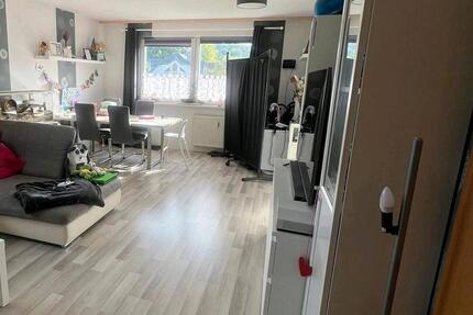 Helle Etagenwohnung zu vermieten 3 zimmer