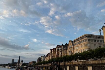 Provisionsfrei* Golzheim - Provisionsfrei komplett sanierte 4 Zi-Wohnung mit traumhaften Ausblick 4 zimmer