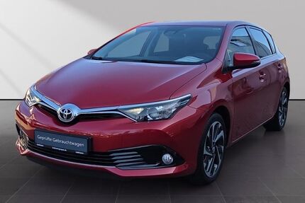 Toyota Auris 50.336 km 13.990 &euro; Solingen 42719