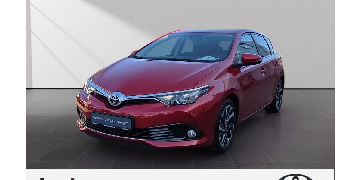 Toyota Auris 50.336 km 13.990 &euro; Solingen 42719