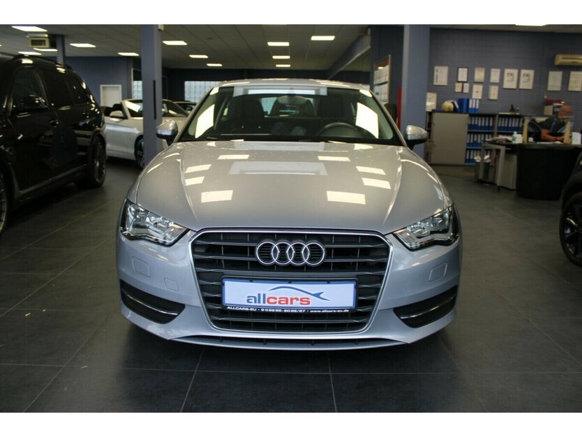 Audi A3 1.4 TFSI ultra Attraction 120.877 km 10.980 € Euskirchen 53881