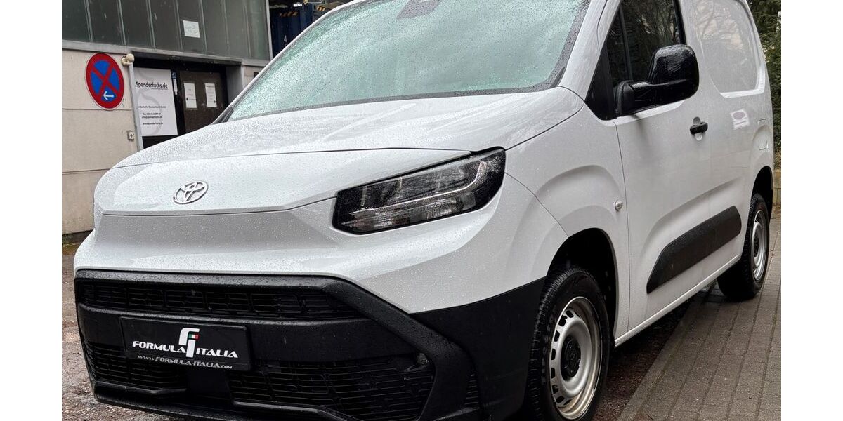 Toyota Proace City 24.000 km 17.290 &euro; Solingen 42697
