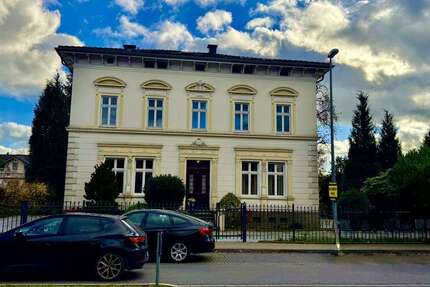 Haus zum Kaufen in Wermelskirchen 980.000 € 427 m² 10 zimmer