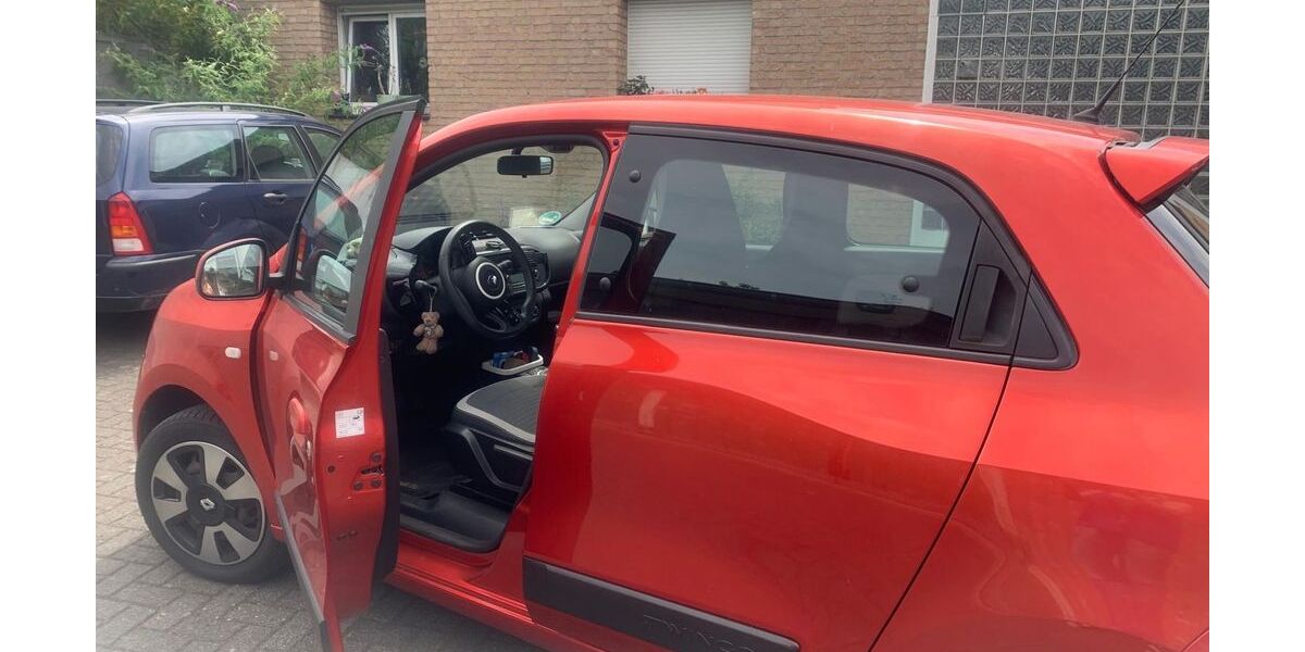 Renault Twingo 30.300 km 7.290 &euro; Leverkusen 51373