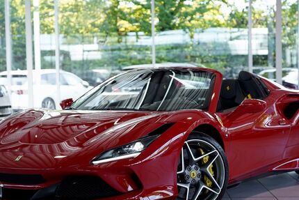 Ferrari F8 4.500 km 359.900 € Remscheid/NRW 42855