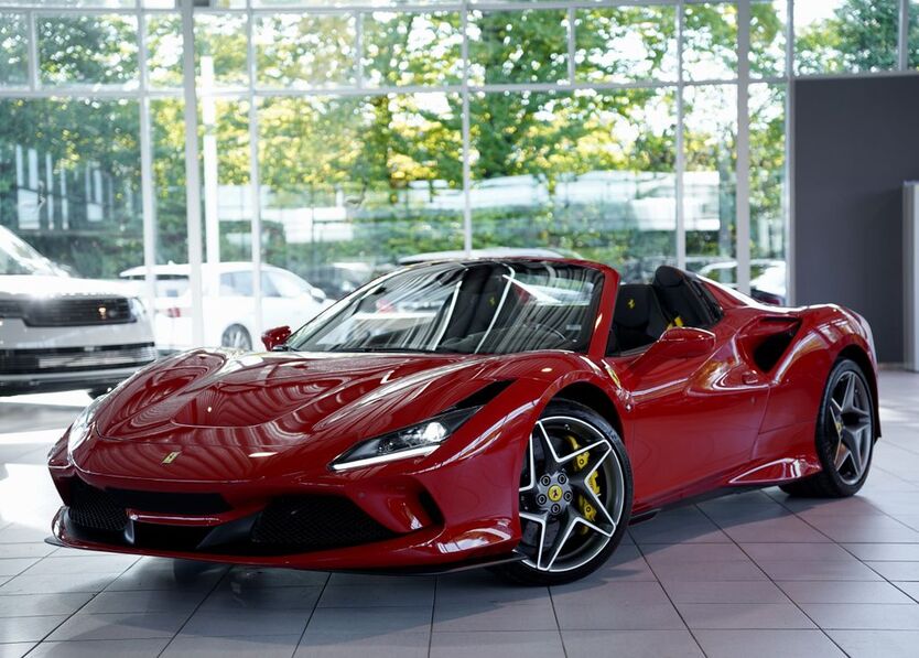Ferrari F8 4.500 km 359.900 € Remscheid/NRW 42855