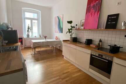 Wohnung Köln Innenstadt - 2 Zimmer, 64 m&sup2;, 1.240&euro; | Angebot:26858331