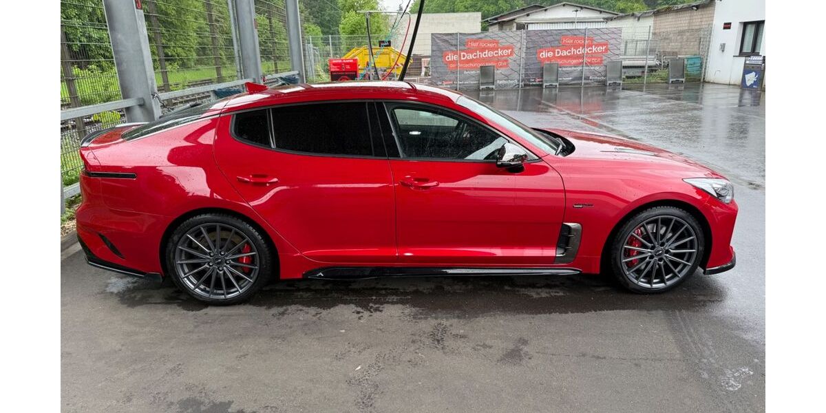 Kia Stinger 39.500 km 28.500 &euro; Köln 51061