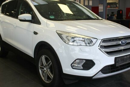 Ford Kuga 1.5 EcoBoost 2x4 ST-Line 105.030 km 14.980 € Euskirchen 53881