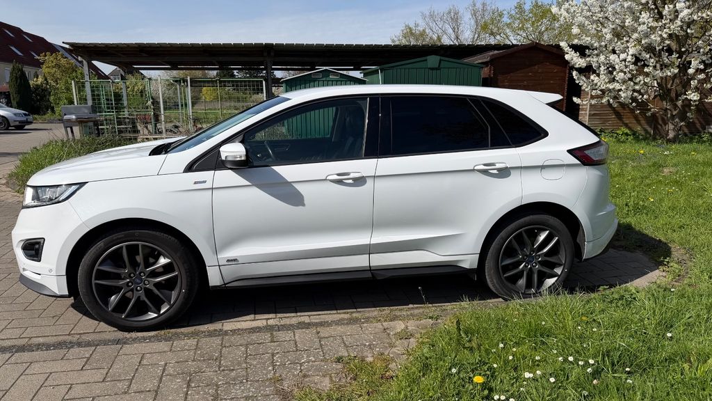 Ford Edge 108.800 km 17.950 &euro; Köln 50765