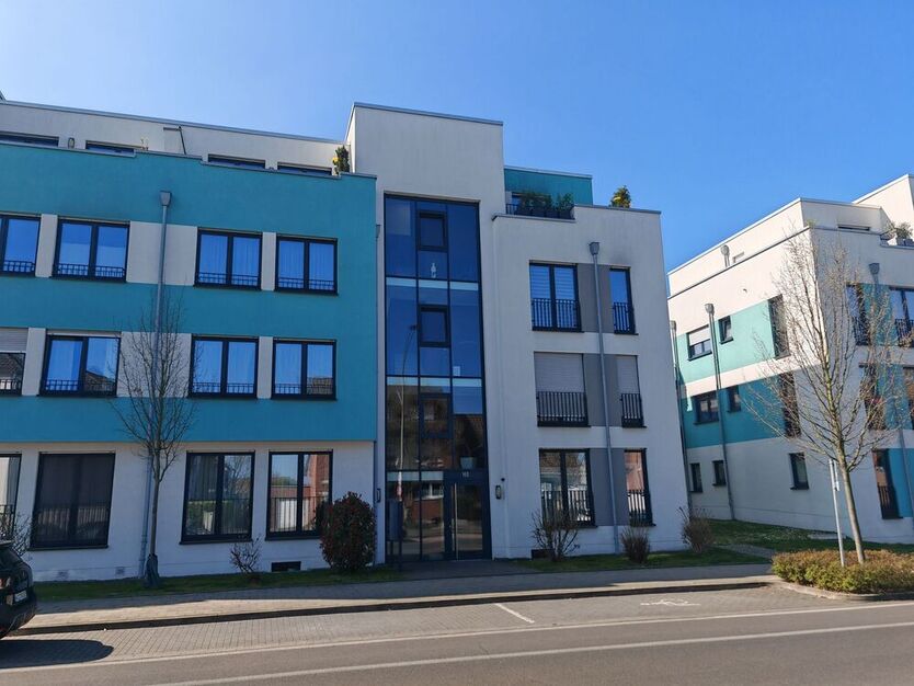 Hier lässt es sich leben! Moderne 2-Zimmer-Wohnung mit großem Sonnen-Balkon 2 zimmer