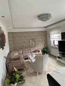 WOHNEN & VERMIETEN MIT GARTEN UND POOL - Mehrfamilienhaus, Wohnhaus Köln Porz | Angebot:27155693