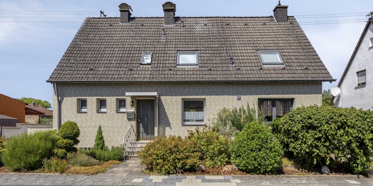 Echtes Raumwunder auf großem Sonnen-Grundstück in guter Wohnlage. Hier ist flexible Nutzung möglich! - Zweifamilienhaus Weilerswist | Angebot:27317017