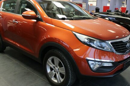 Kia Sportage 1.6 GDI 2WD Attract 114.879 km 9.980 € Euskirchen 53881