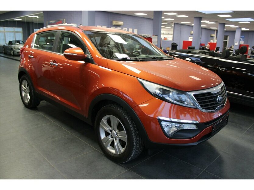 Kia Sportage 1.6 GDI 2WD Attract 114.879 km 9.980 € Euskirchen 53881