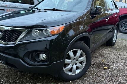 Kia Sorento 82.500 km 9.900 &euro; Köln 50829