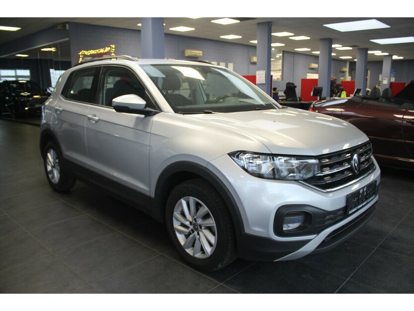VW T-Cross 1.0 TSI Life 68.190 km 15.980 € Euskirchen 53881