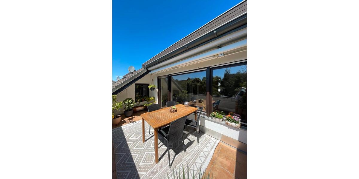 Dachgeschoßwohnung Köln Lindenthal - 2.5 Zimmer, 90 m&sup2;, 1.275&euro; | Angebot:26339131