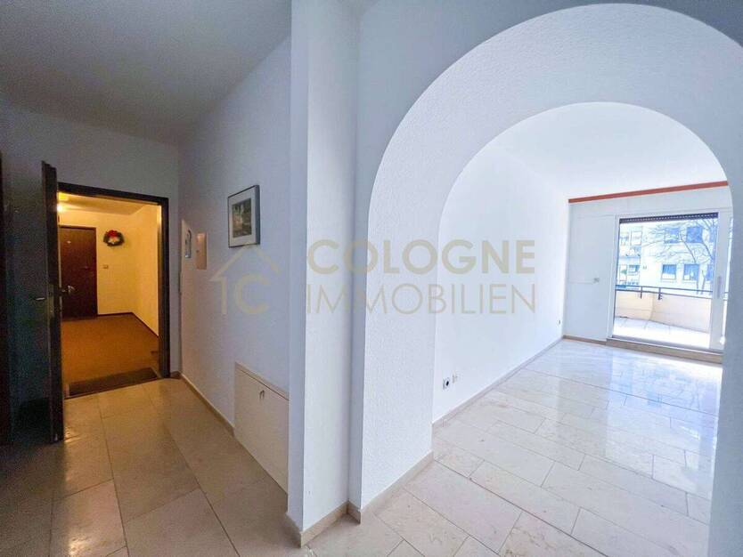 EXKLUSIVE 1,5-ZIMMER WOHNUNG IN KÖLN AM STADTWALD (BRAUNSFELD) MIT NEUWERTIGER KÜCHE 1 zimmer