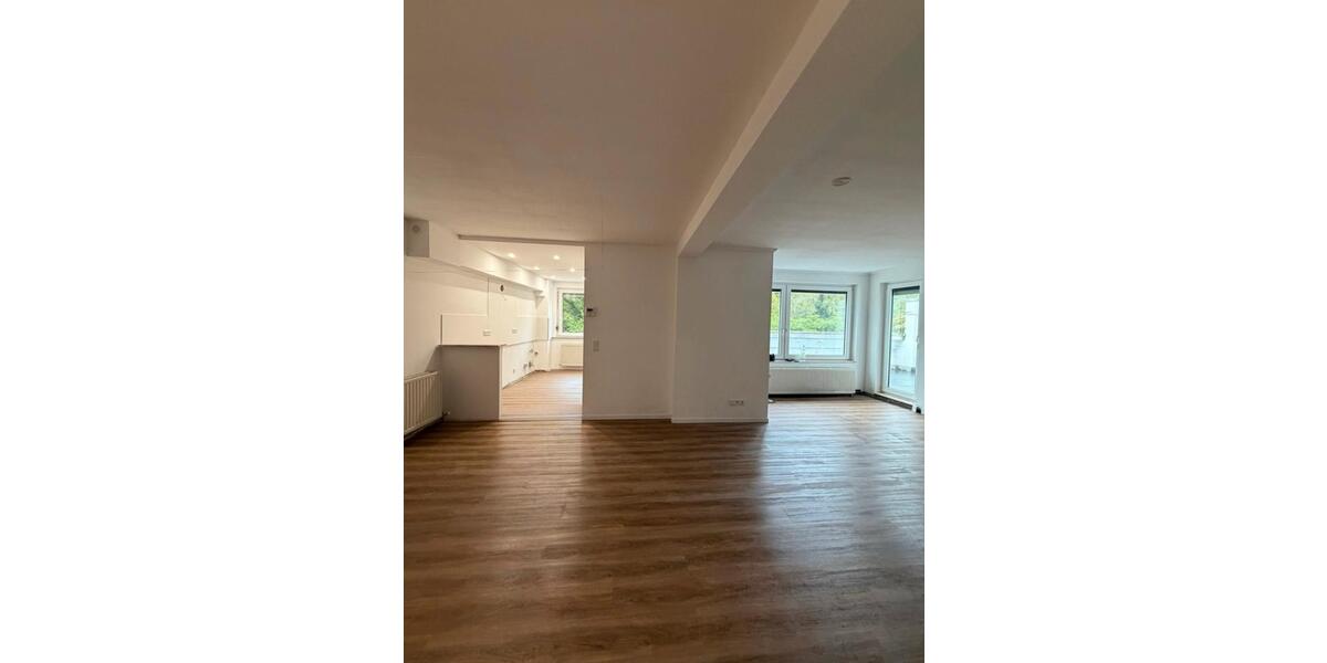 Terrassenwohnung Bergisch Gladbach Paffrath - 3 Zimmer, 124 m&sup2;, 1.450&euro; | Angebot:26315031