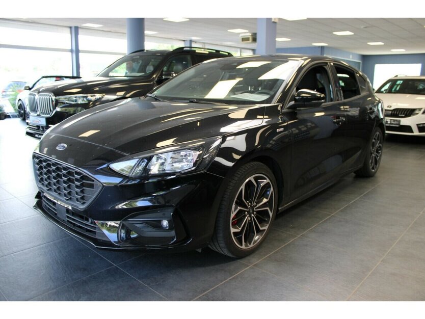 Ford Focus 1.5 EcoBoost Aut. STLine X 12.479 km 22.980 € Euskirchen 53881