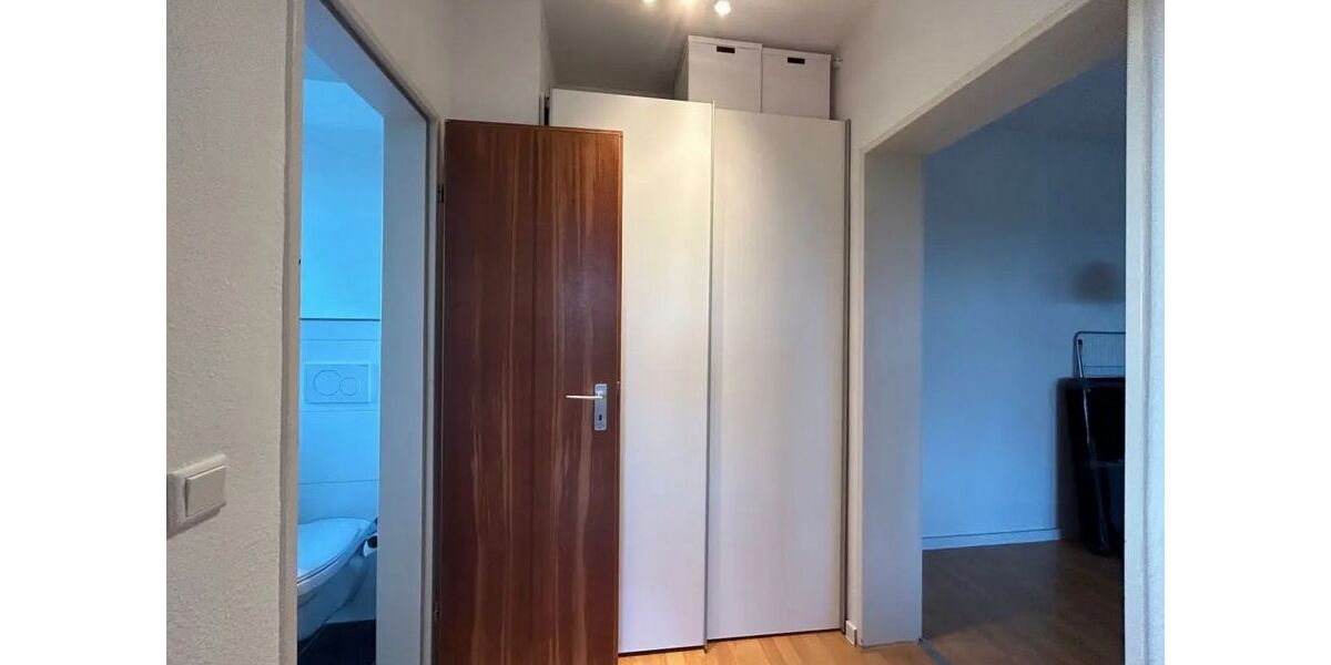 2-Zimmer-Wohnung mit Balkon im 6. OG - Köln-Weiden - Etagenwohnung Köln Lindenthal | Angebot:25647380