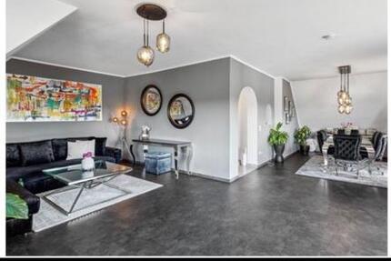 Wohnung Hennef (Sieg) - 5 Zimmer, 174 m&sup2;, 449.000&euro; | Angebot:25523199