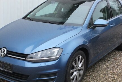 VW Golf COMFORTLINE PANORAMADACH KLIMAAUTOMATIK 1.Han 150.000 km 9.908 &euro; Köln 50858