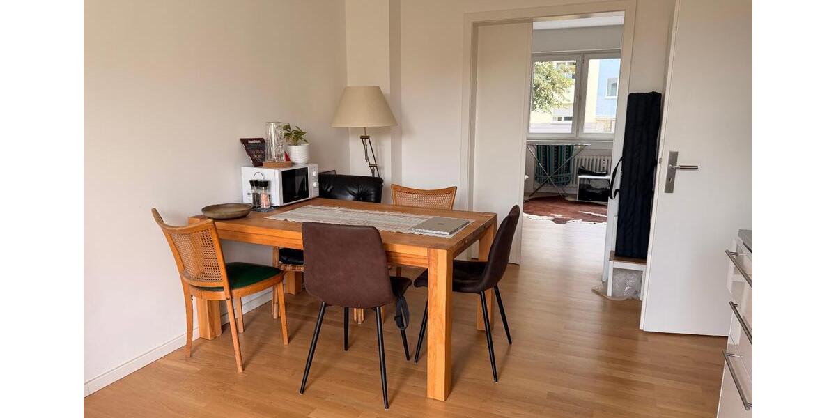 Hochparterre Köln Rodenkirchen - 3 Zimmer, 70 m&sup2;, 2.200&euro; | Angebot:27625499