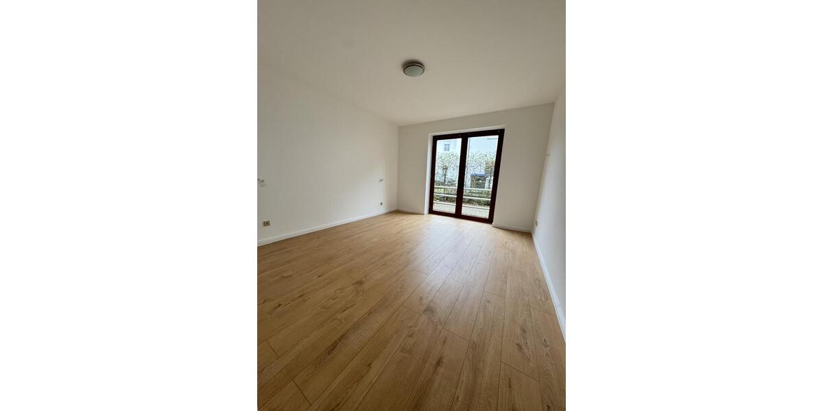 Erdgeschoßwohnung Bergisch Gladbach Paffrath - 3 Zimmer, 109 m&sup2;, 1.450&euro; | Angebot:25271153