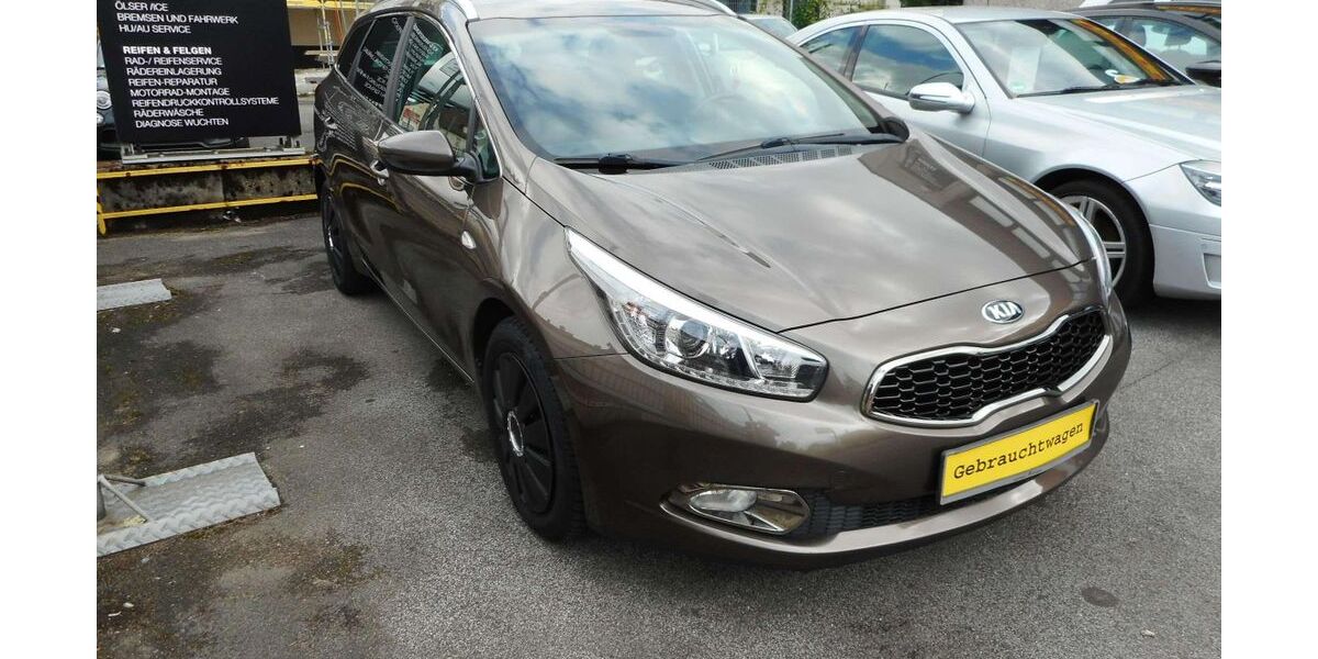 Kia ceed / Ceed 125.000 km 9.000 &euro; Solingen 42653