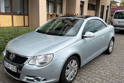 VW Eos 173.783 km 2.400 € Bonn 53117