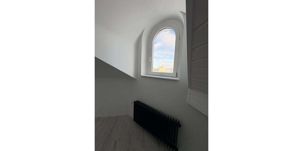 2-Zimmer DG-Wohnung in Jugendstilvilla zentral in Wermelskirchen 2 zimmer