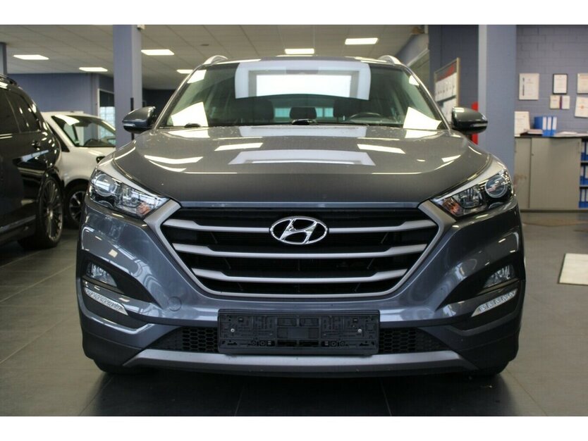 Hyundai Tucson 1.6 GDI 2WD Intro Edition 111.400 km 12.980 € Euskirchen 53881