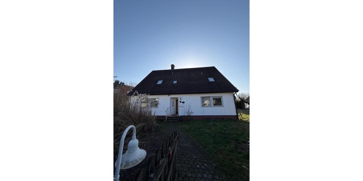 Einfamilienhaus Leverkusen Bergisch Neukirchen - 8 Zimmer, 180 m&sup2;, 3.500&euro; | Angebot:25280776