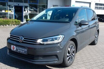 VW Touran 143.438 km 21.999 € Wipperfürth 51688