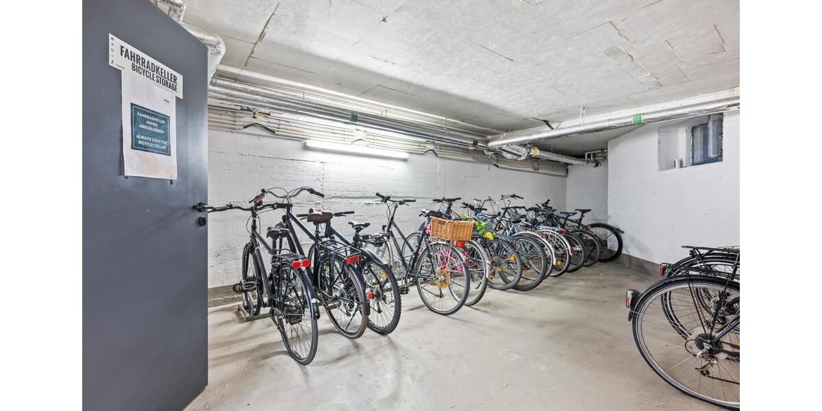 Möbliertes Zimmer in Frauen-WG in zentraler Lage für Studenten und Azubis 1 zimmer